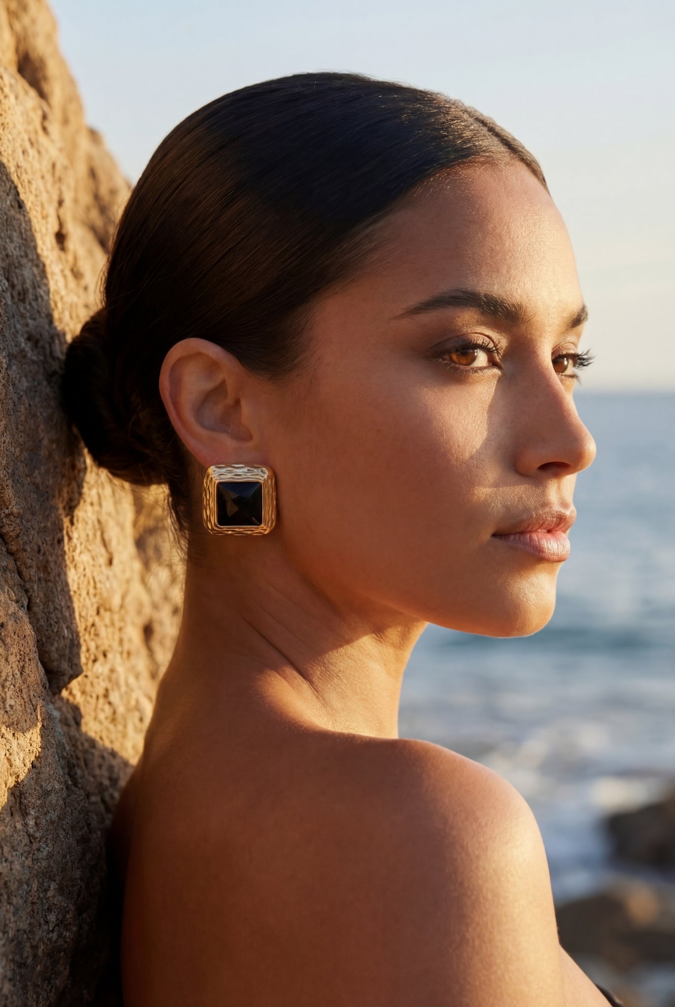 Coastal Onyx Gold Earings